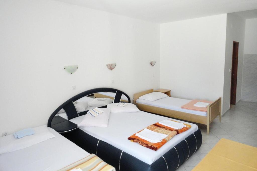 Apartments And Rooms By The Sea Lokva Rogoznica, Omis - 2973 Exterior foto